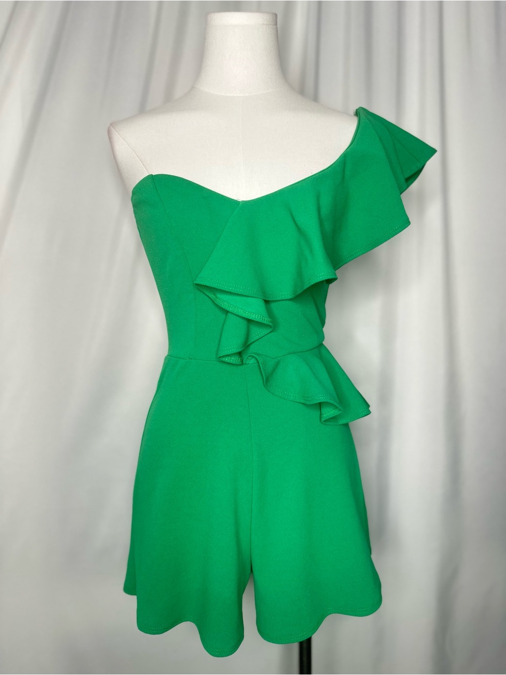 Blue S Emerald Green One-Shoulder Ruffle Romper – Size S (1460)